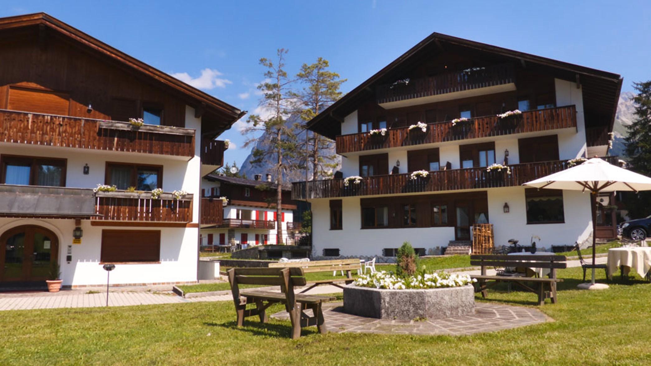 Hotel Capannina Cortina dʼAmpezzo Eksteriør billede