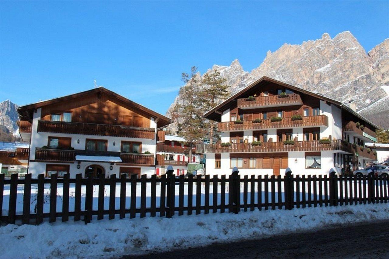 Hotel Capannina Cortina dʼAmpezzo Eksteriør billede