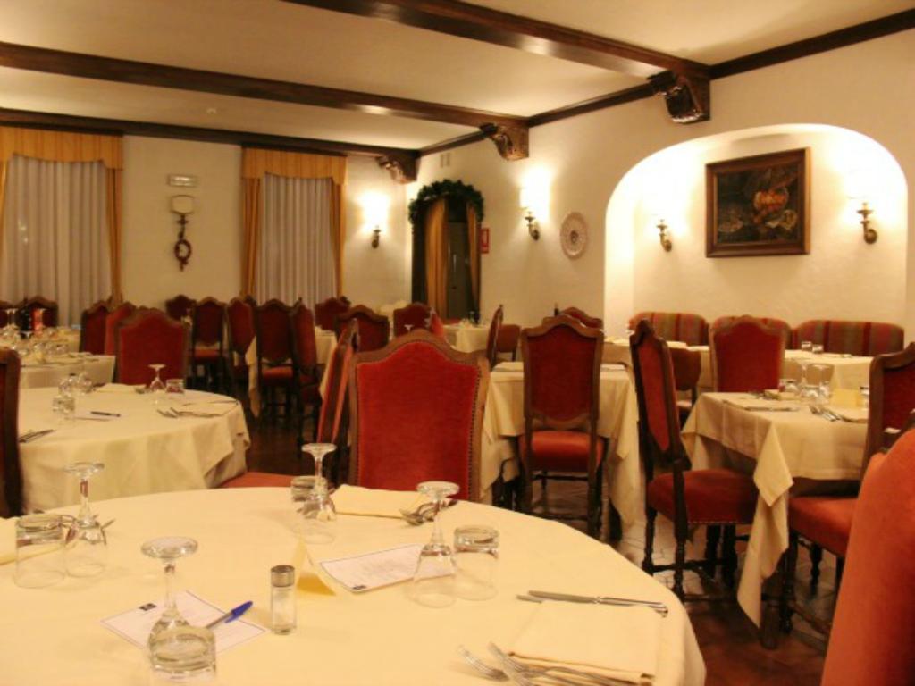 Hotel Capannina Cortina dʼAmpezzo Eksteriør billede