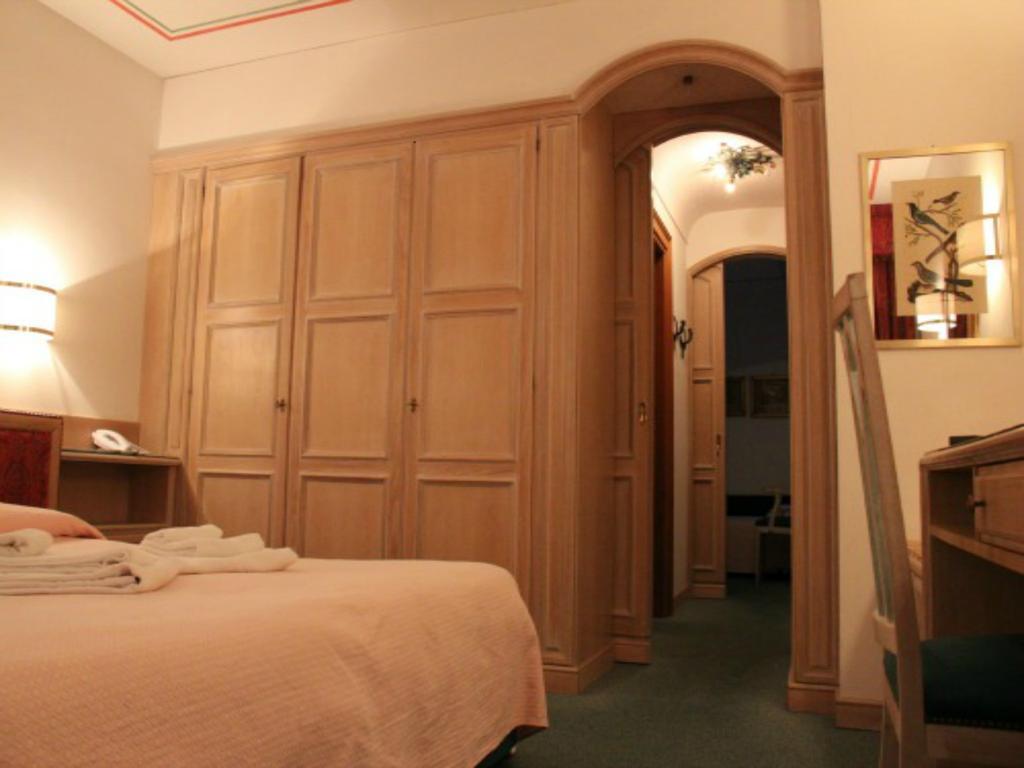 Hotel Capannina Cortina dʼAmpezzo Værelse billede